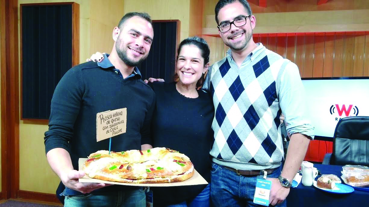 Omar González, Martha Debayle y Juan González.