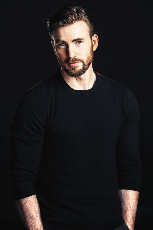 (Chris Evans)