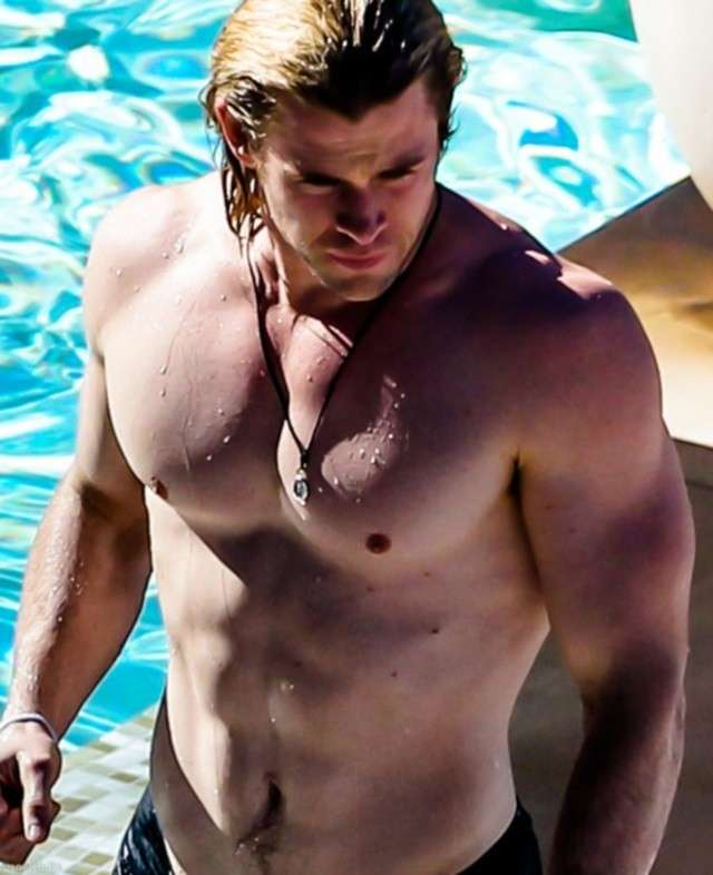 Chris Hemsworth  Fotos de thor, Hombres guapos, Hombres