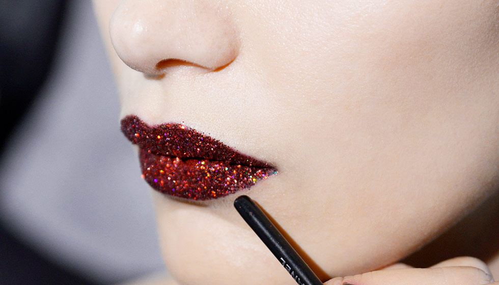 labios_con_glitter_9198_980x560