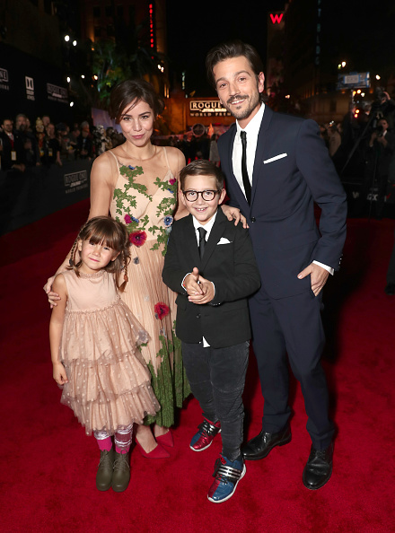 HOLLYWOOD, CA - DECEMBER 10: Diego Luna (right) with Camila Sodi and children Jeronimo Luna and Fiona Luna attend the premiere of Walt Disney Pictures And Lucasfilm's "Rogue One: A Star Wars Story" at the Pantages Theatre on December 10, 2016 in Hollywood, California. (Photo by Todd Williamson/Getty Images)
