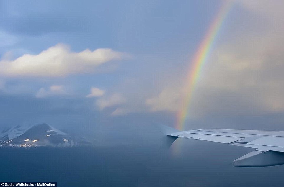 Inclusive si vas en avión los puedes ver. 