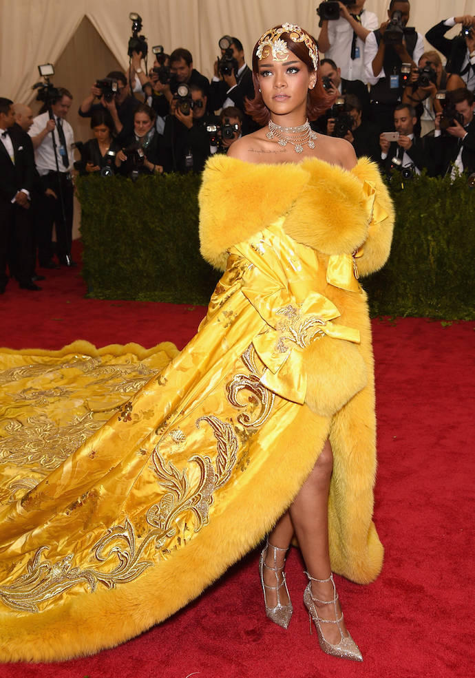 NEW YORK, NY - MAY 04: Rihanna attends the "China: Through The Looking Glass" Costume Institute Benefit Gala at the Metropolitan Museum of Art on May 4, 2015 in New York City. (Photo by Dimitrios Kambouris/Getty Images)