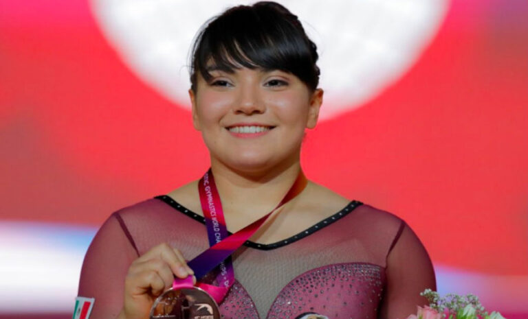 Alexa Moreno gana medalla de oro en Japón - EstiloDF