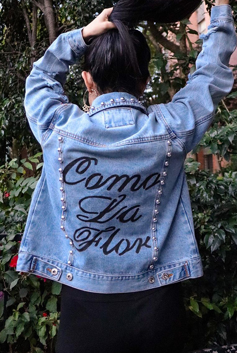 Estas denim jackets están inspiradas en Selena Quintanilla y ¡nos