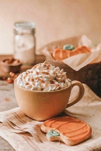 taza de pumpkin spice latte