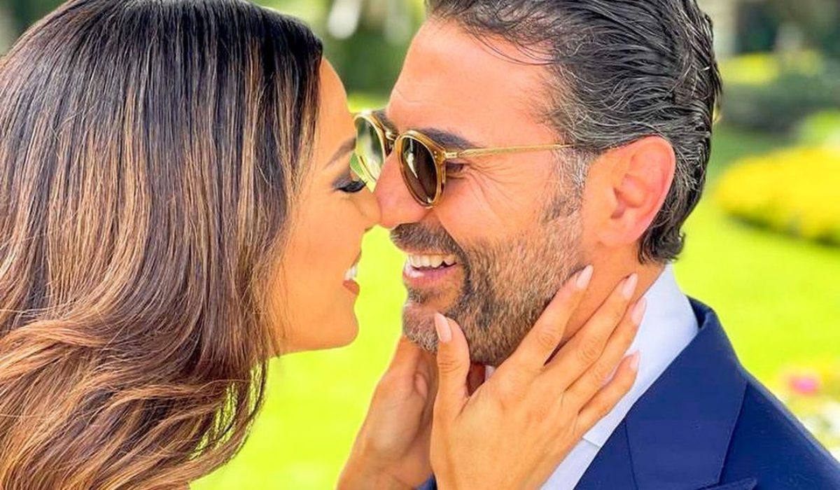 Eva Longaria y Pepe Bastón reaparecen derrochando amor en la boda de su hija