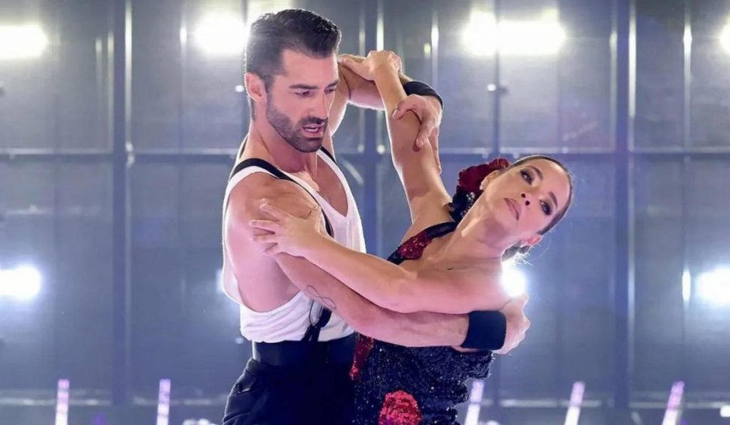 Toni Costa y Adamari López bailan juntos tras separación amorosa