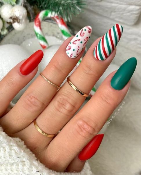 Recibe diciembre con los diseños de uñas más espectaculares